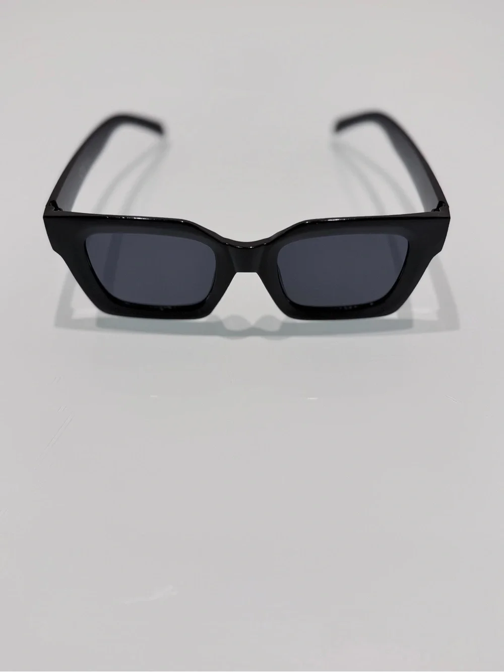 ROMANA Black Rectangular Women's Sunglasses - Theframebar